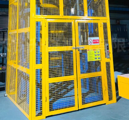 青河货梯可以安装在室外吗